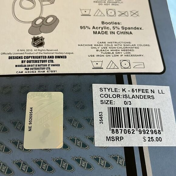 Reebok Baby New York Islanders Three-Piece Bodysuit Bib & Booties Set Newborn - Picture 4 of 4